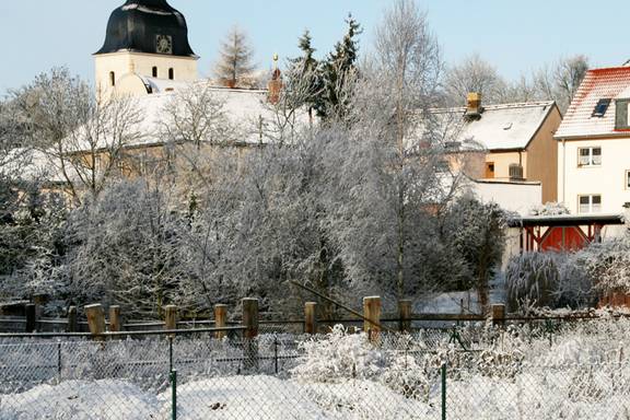 Kirche Weßmar-Raßnitz im Winter