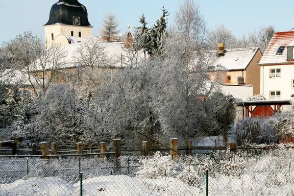 Kirche Weßmar-Raßnitz im Winter