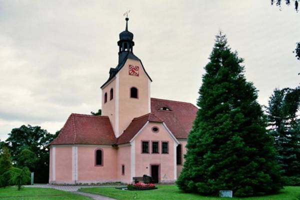 Kirche Roeglitz